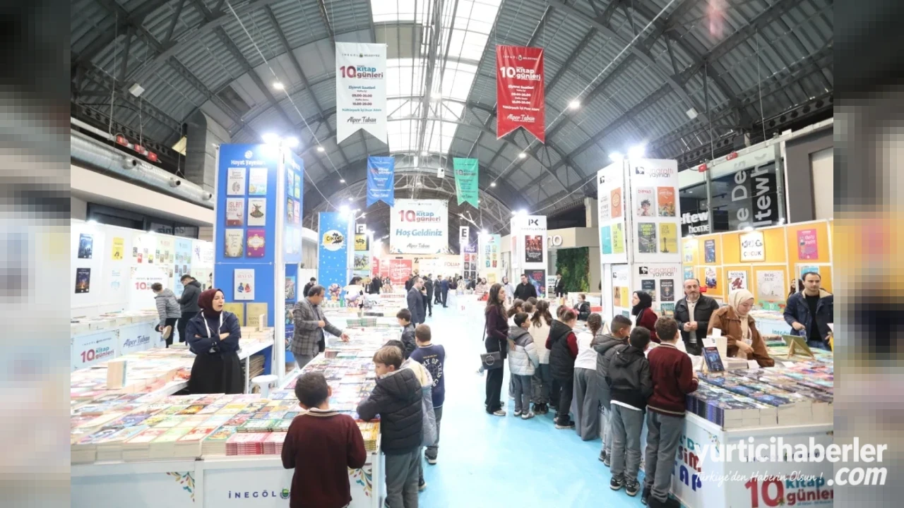 Bursa İnegöl Belediyesi 10. Kitap Günleri Kapılarını Edebiyatseverlere Açtı