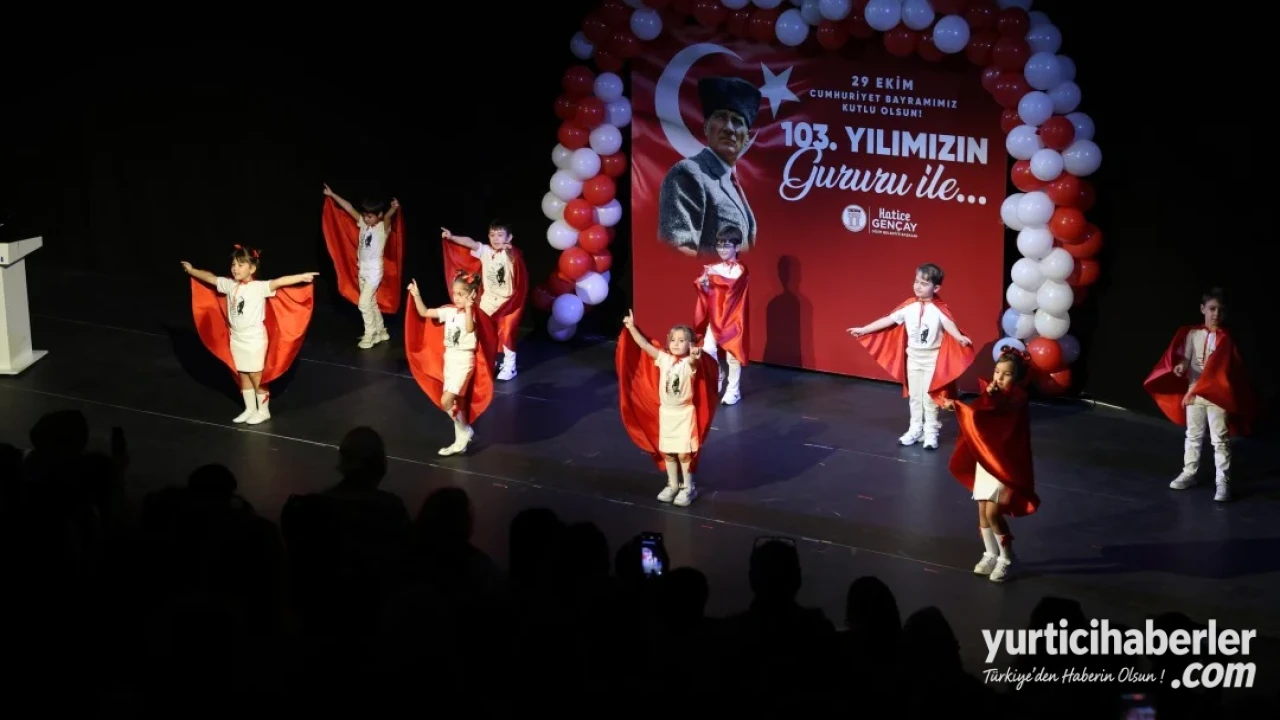 Didim Belediyesi Deniz Yıldızları Kreşi'nde 29 Ekim Cumhuriyet Bayramı Coşkusu - Detay Görsel 3