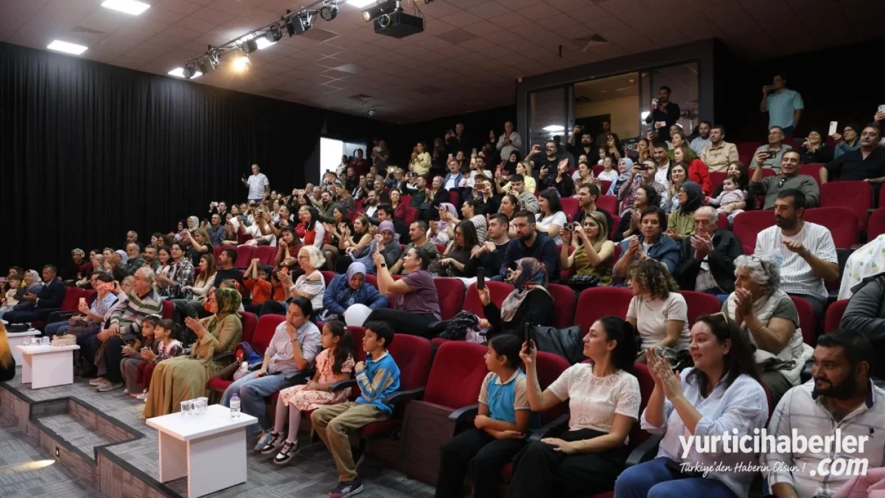 Didim Belediyesi Deniz Yıldızları Kreşi'nde 29 Ekim Cumhuriyet Bayramı Coşkusu - Detay Görsel 4
