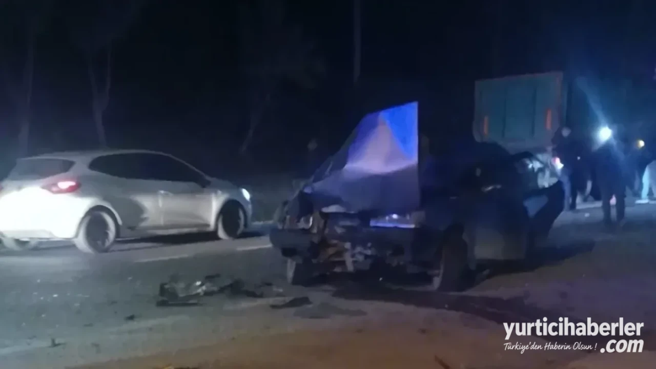 Düzce’de Feci Trafik Kazası: Otomobil ve Traktör Çarpıştı, 5 Kişi Yaralandı