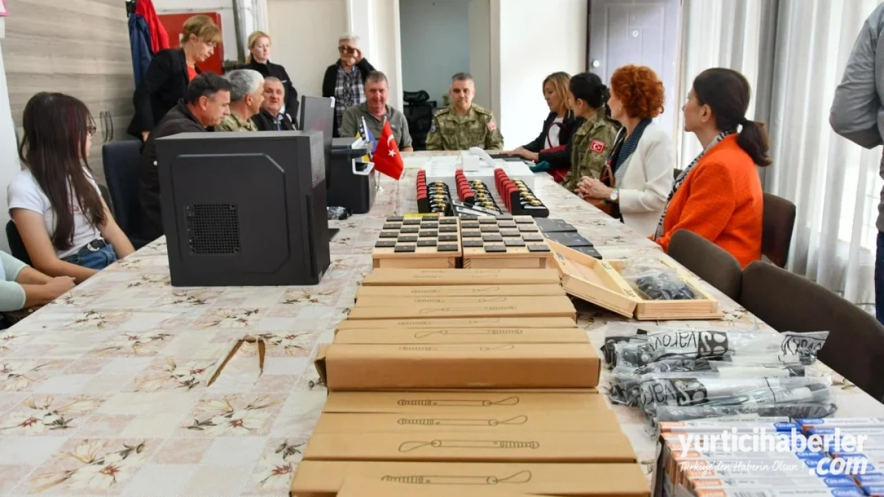 Millî Savunma Bakanlığından Bosna Hersek'teki Görme Engellilere Anlamlı Destek - Detay Görsel 3