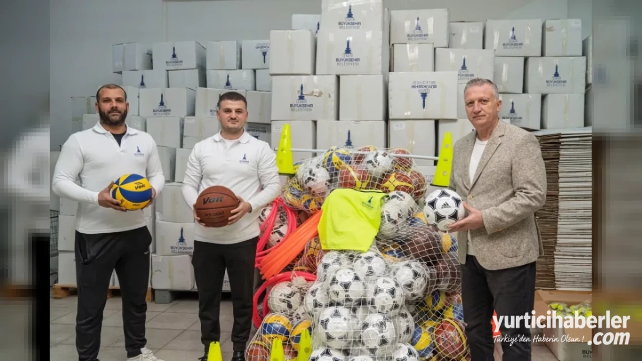 İzmir Büyükşehir Belediyesinden Amatör Spor Kulüplerine 36 Milyon Liralık Dev Destek
