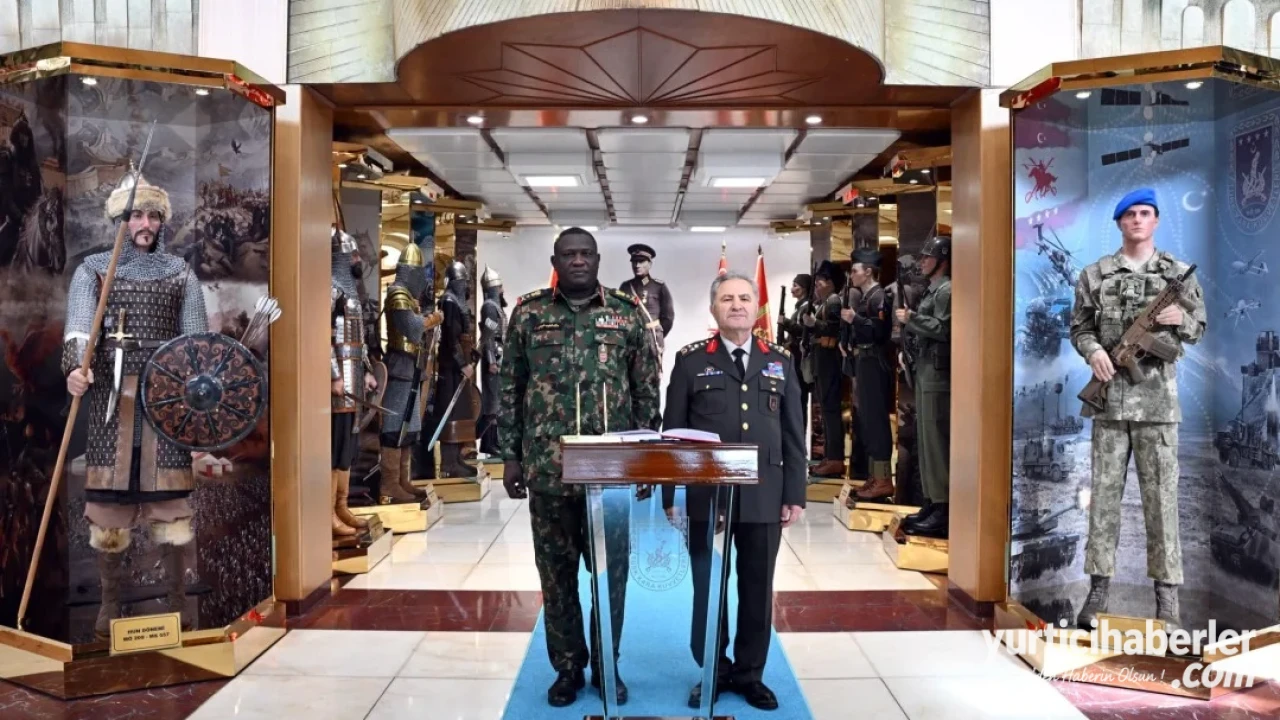 Sudan Kara Kuvvetleri Komutanı Korgeneral Malik Altayeb Khogali Alneil'den Orgeneral Metin Tokel'e Resmi Ziyaret - Detay Görsel 2