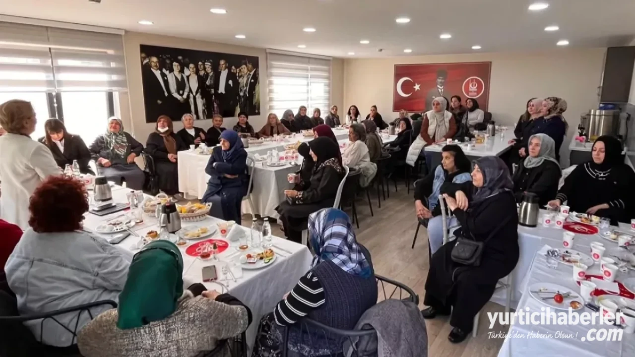 Keçiören’de Türk Aile Yapısının Temelleri ve Ahlaki Değerler Masaya Yatırıldı