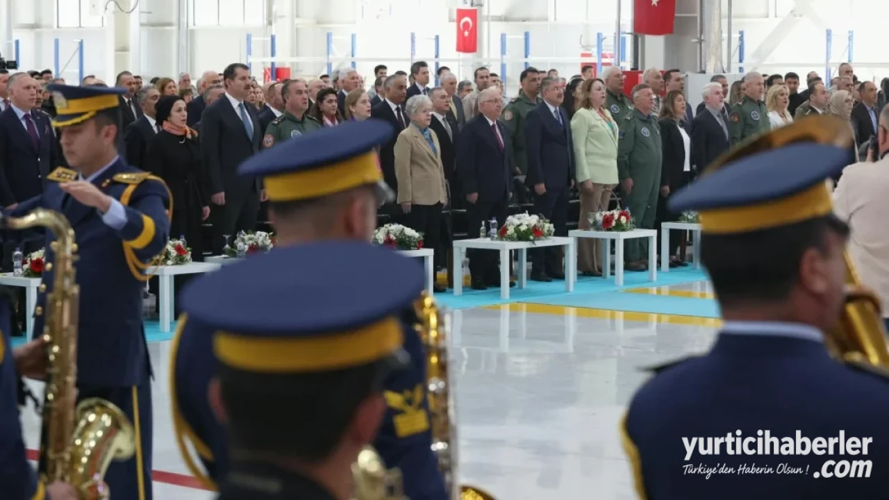 Millî Savunma Bakanı Yaşar Güler, Eskişehir 1’inci Hava Bakım Fabrika Müdürlüğü'nü Ziyaret Etti - Detay Görsel 3