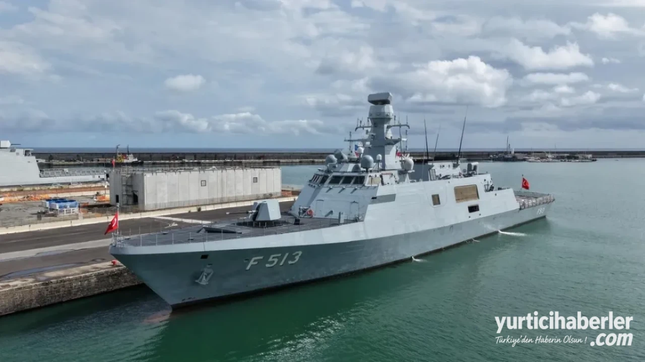 TCG Burgazada Korveti NATO Görevi Kapsamında İtalya'nın Katanya Limanını Ziyaret Etti - Detay Görsel 1