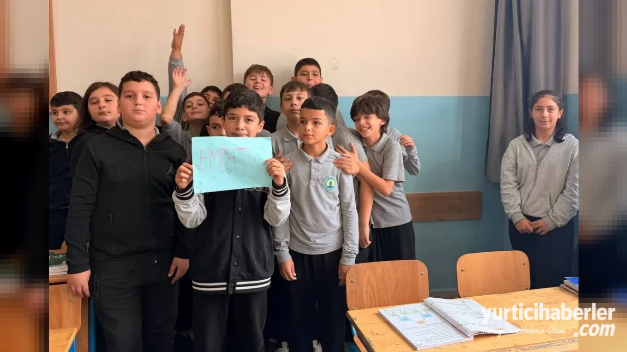 Sakarya’da Öğrencilere Yönelik Kapsamlı Akran Zorbalığı ile Mücadele Eğitimi Başlatıldı