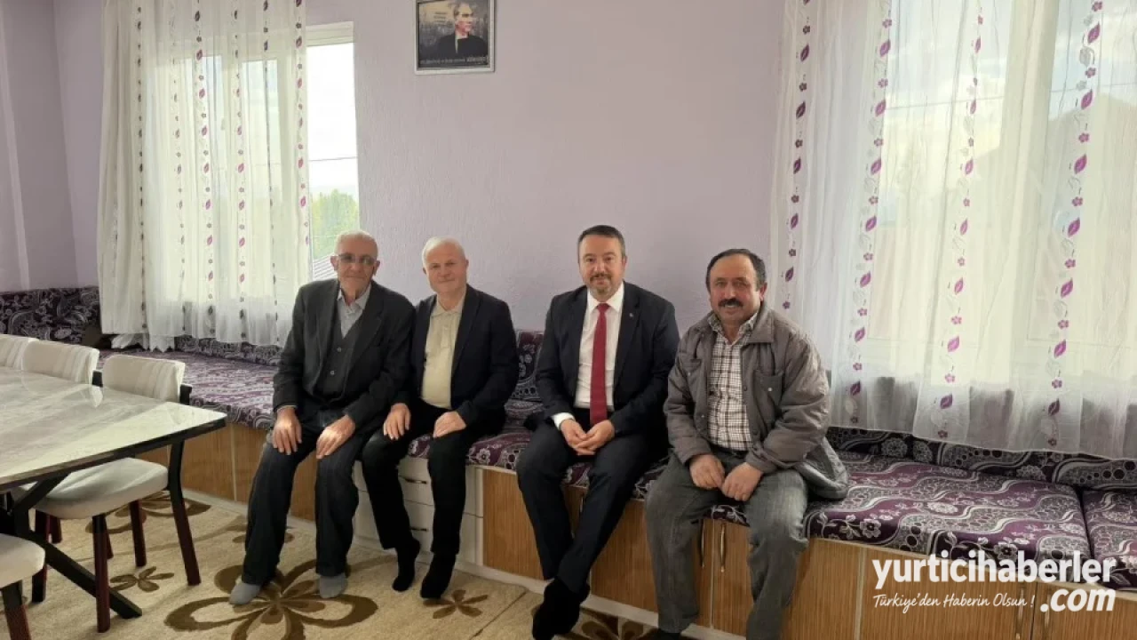 Sandıklı Belediye Başkanı Adnan Öztaş'tan Vefat Eden Vatandaşların Ailelerine Taziye Ziyareti - Detay Görsel 4
