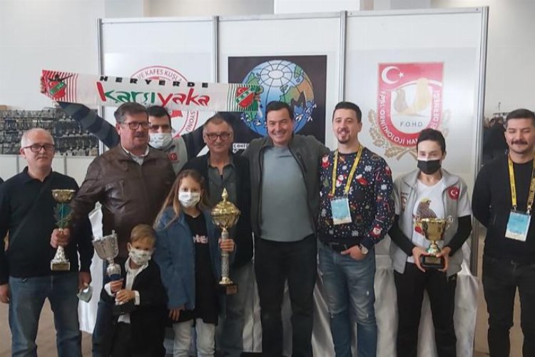 Kanarya Severler ve Yetiştiricileri Cumhuriyet Kupası’nı aldı