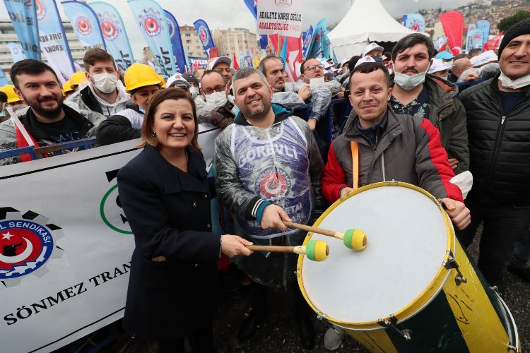 Kocaeli İzmit’te metal işçilerini yalnız bırakmadı
