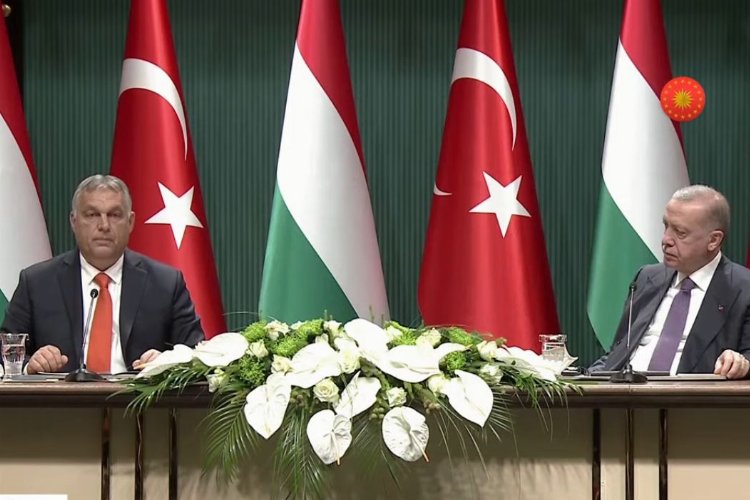 Erdoğan: “Biz kapıları açacak olursak Yunanistan ne yapar bilemem?”