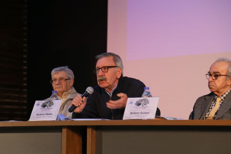 Balıkesir Edremit  Belediyesi Nazım Hikmet’i andı