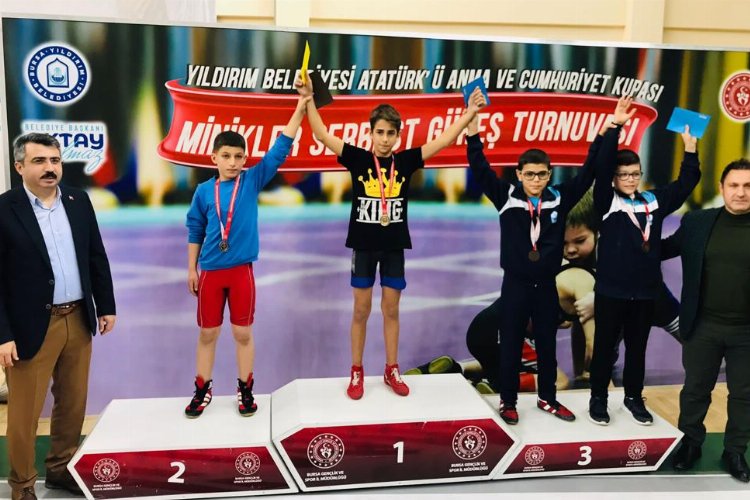 Bursa’da minderde şampiyonluk mutluluğu