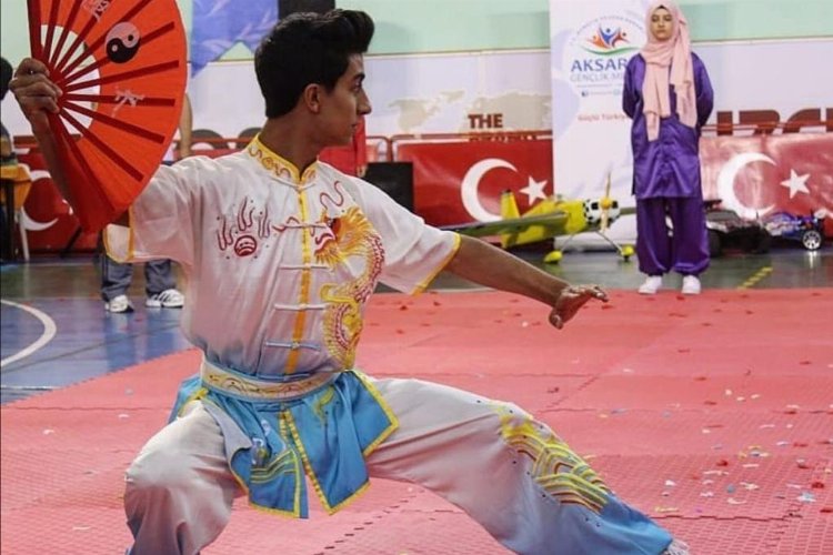ASÜ öğrencisi Yılmaz, Wushu’da dünya ikincisi oldu