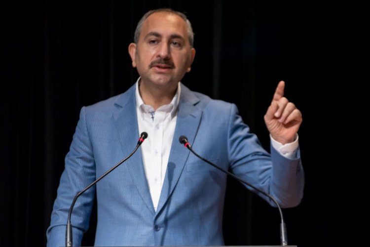 Bakan Gül: “Egemenlik kayıtsız ve şartsız milletindir ruhunu kimse silemeyecek”
