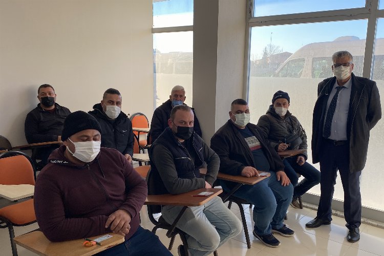 Didim’deki servis aracı şoförlerine MYK sınavı yapıldı
