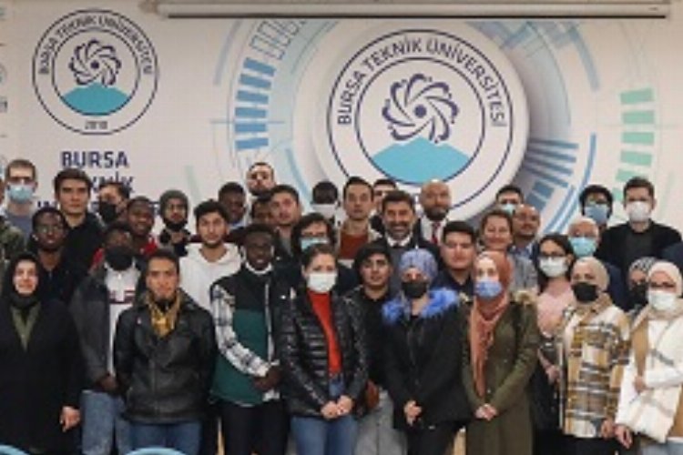 BTÜ’de öğrenci mozaiği