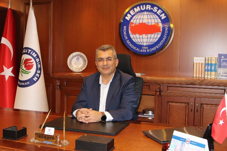 ‘Millî vicdanın sesi Mehmet Akif Ersoy’u rahmetle anıyoruz’