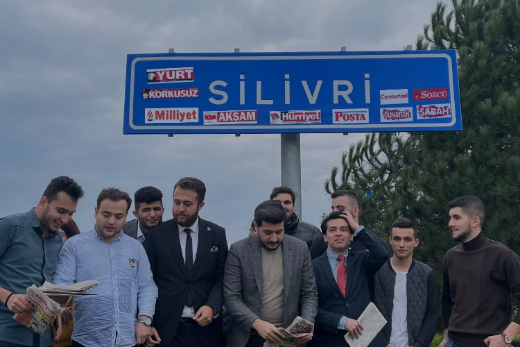 Silivri’de DEVA’lı gençlerden  basın özgürlüğü çağrısı