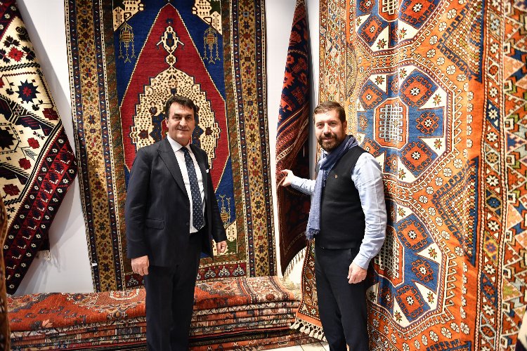 ‘Orta Asya’ya uzanan Yağcıbedir Halıları, kültür hazinesidir’
