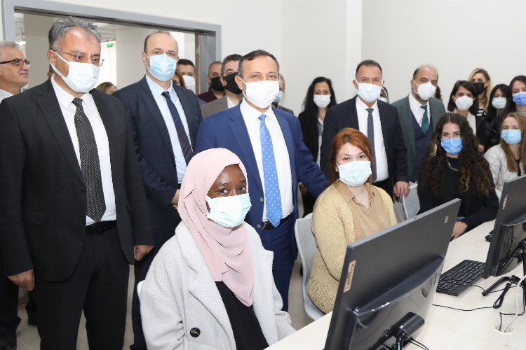 Kayseri ERÜ’de yeni laboratuvar açıldı