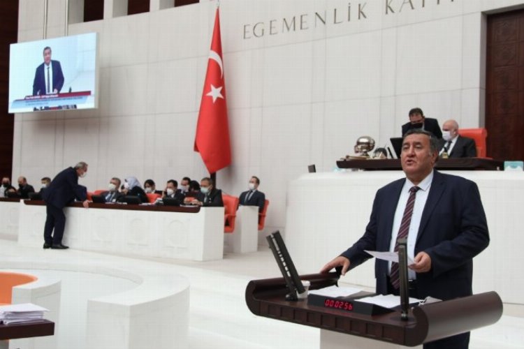 CHP’li Gürer: “Bakanlık verileri de TÜİK’e benziyor”