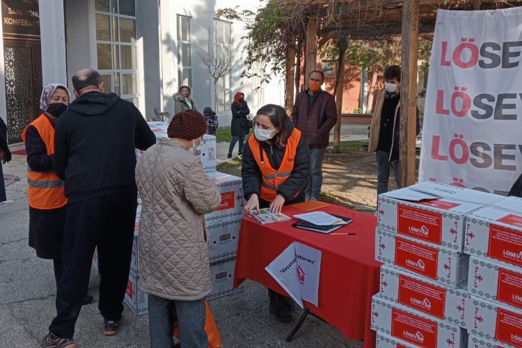 LÖSEV, Bursa ve Güney Marmara’da et dağıtımı yapıyor