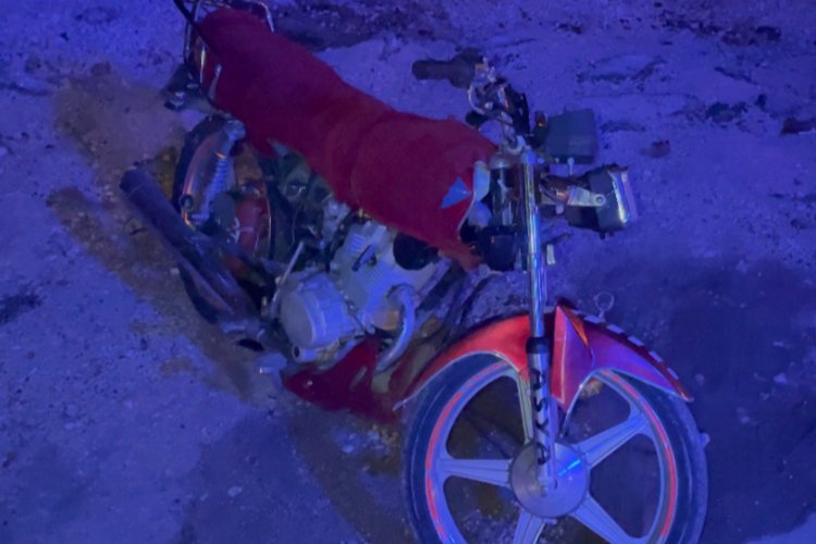 Adıyaman’da otomobil ve 2 motosiklet çarpıştı