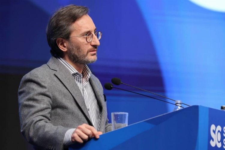 Fahrettin Altun: “Dezenformasyonla mücadele hayati öneme sahip”