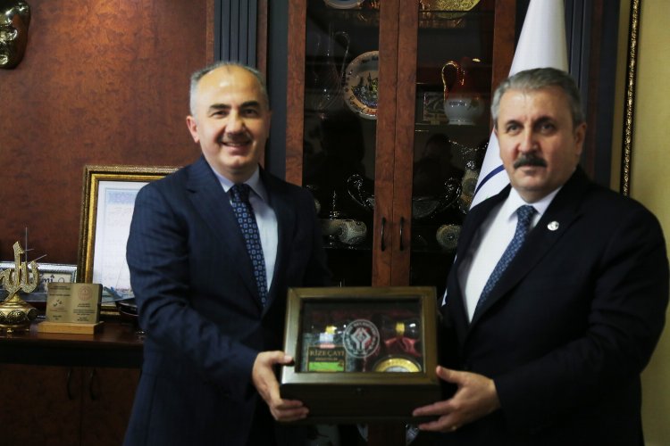 Rize Belediye Başkanı Metin, Büyük Birlik Partisi’ni ağırladı