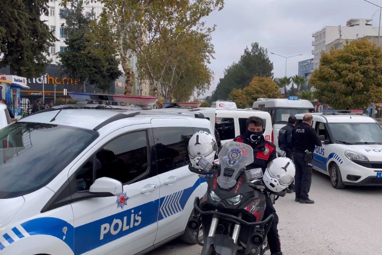 Adıyaman adliye çıkışı 2 kişi yaralandı