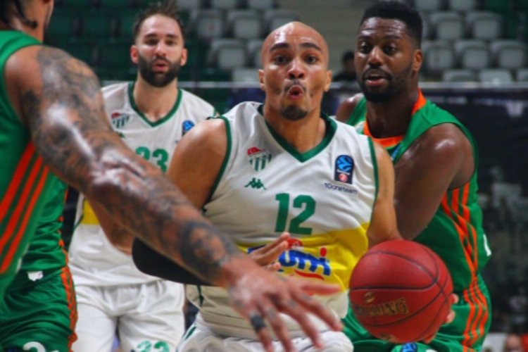 Frutti Extra Bursaspor Avrupa’da güldü