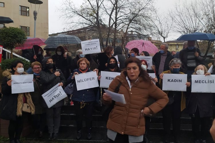 Bursa’da kadınlar ‘Serpil Şentürk’ duruşması için toplandı