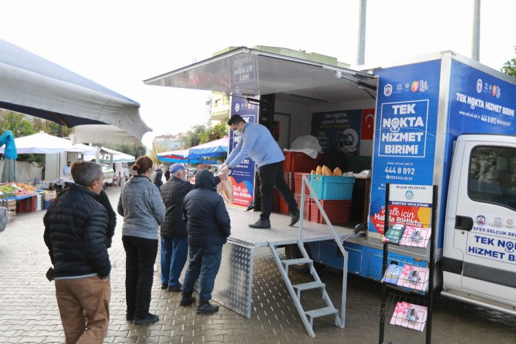‘Halkla birlikte ekmeğimizi bölüşüyoruz’