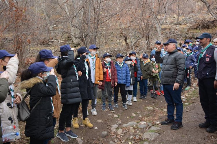 Niğde Valisi ‘izci’ oldu