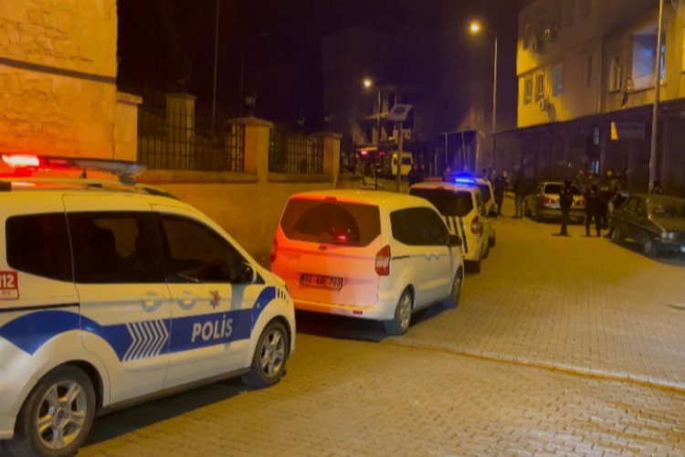 Adıyaman’da aracın önünü kesip darp ettiler