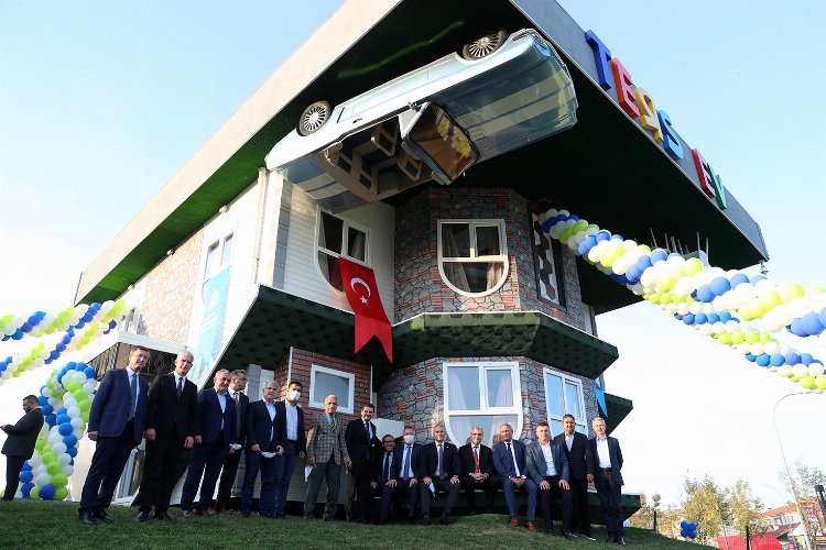 Sakarya’nın yeni gözdesi ‘ters ev’