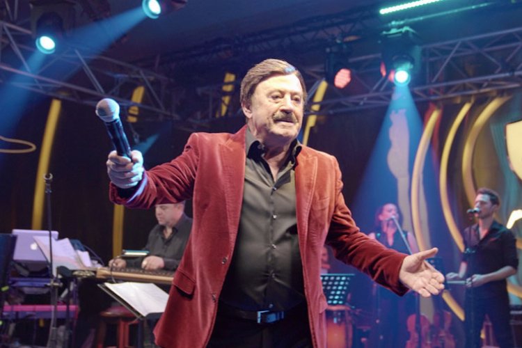 İstanbul’da Boğaz manzaralı Selami Şahin gecesi