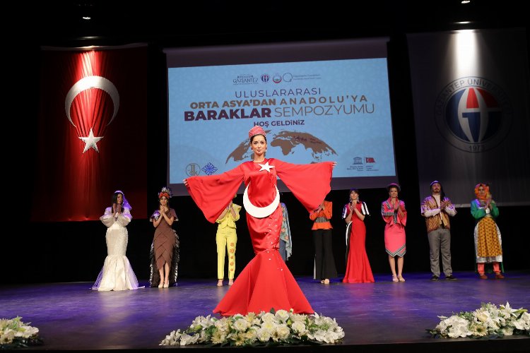 Gaziantep’te “Uluslararası Orta Asya’dan Anadolu’ya Baraklar Sempozyumu” başladı