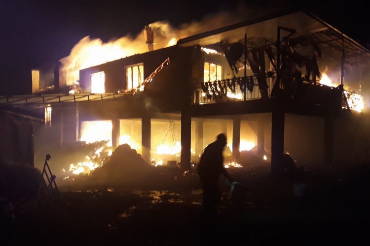 Aydın Karacasu Ziraat Odası Başkanı Sevinç’in evi yandı