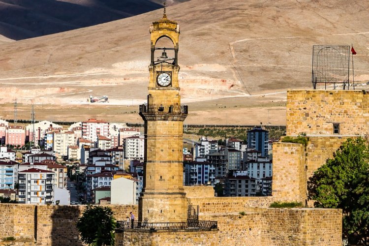 Niğde’de zaman akmaya başladı
