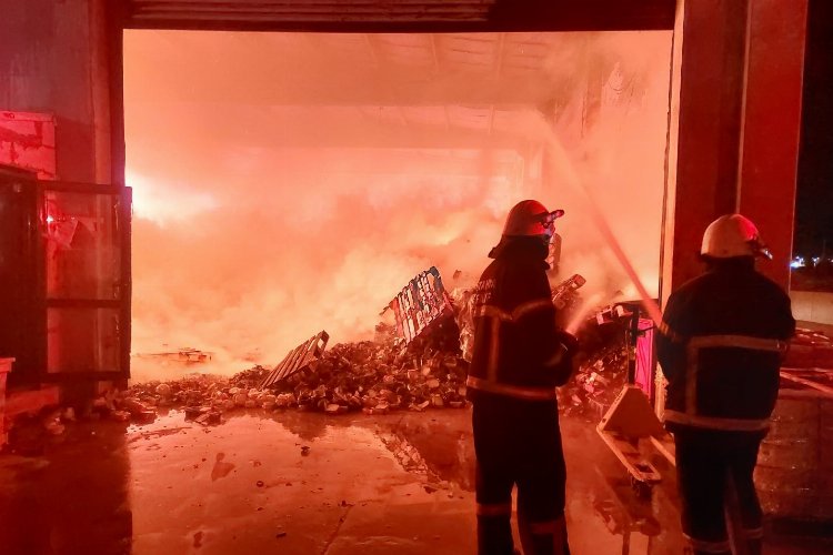 Kütahya’da OSB yangınına 4 dakikada müdahale