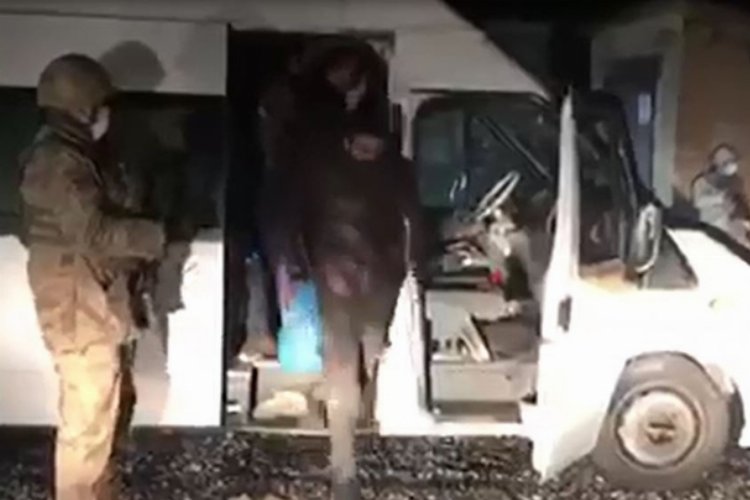Bitlis’te 63 düzensiz göçmen yakalandı