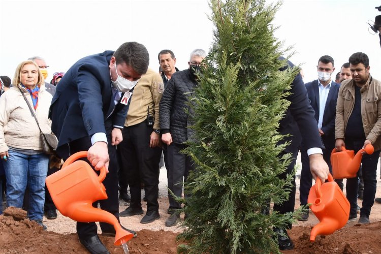 Aksaray’da öğretmenler için 24 bin fidan dikildi