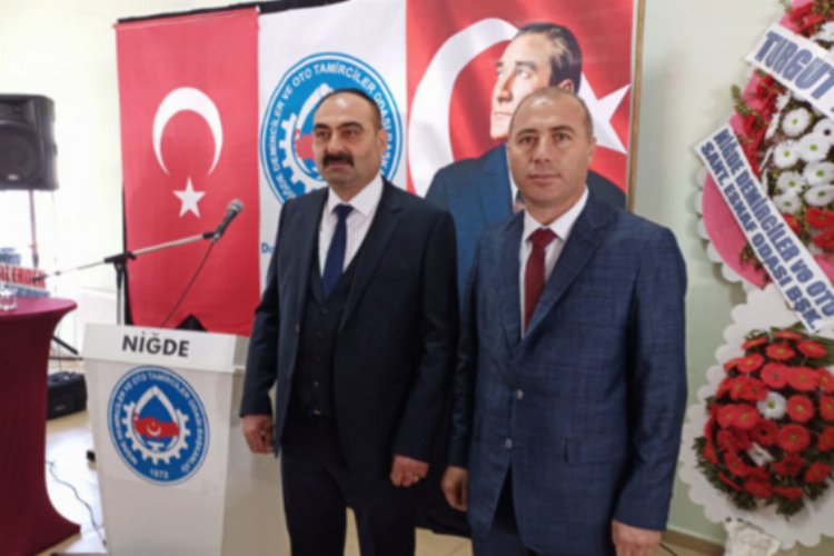 Niğde Demirciler Odası’nda bayrak değişimi