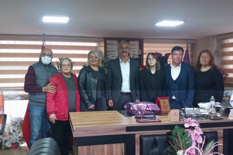 ESO’dan Didimli Ada Cemre’ye plaket