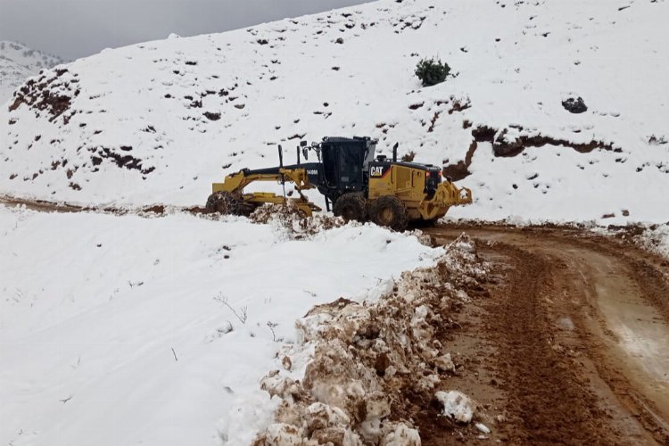 Batman Sason’da cenaze için 15 kilometrelik yol açıldı