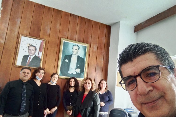 Marmaris’te Candan müdüre candan kutlama