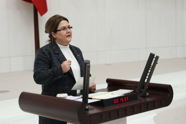 Bakan Yanık: “Ömrüm kadına şiddetle mücadele ile geçti”