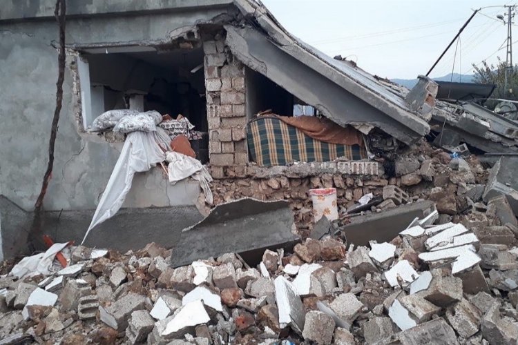 Adıyaman Besni’de mutfak tüpü patladı: 2 yaralı